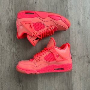 Hot Punch Jordan 4’s